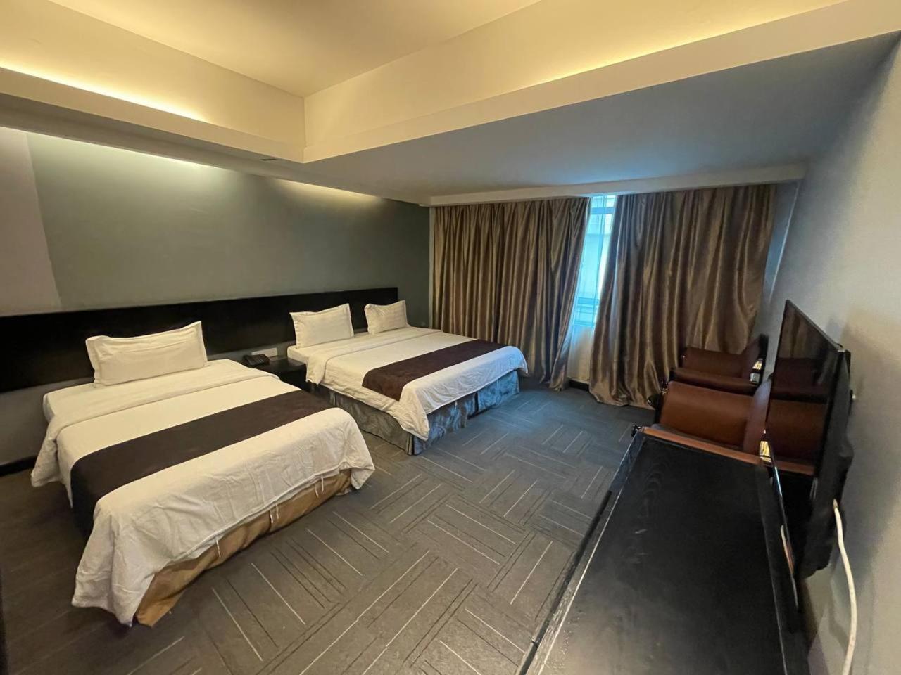 Hotel De Leon Lahad Datu Habitación foto